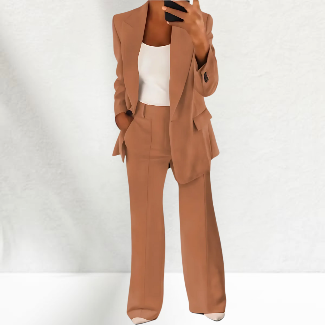 Mirta – Women's 2-Piece Suit