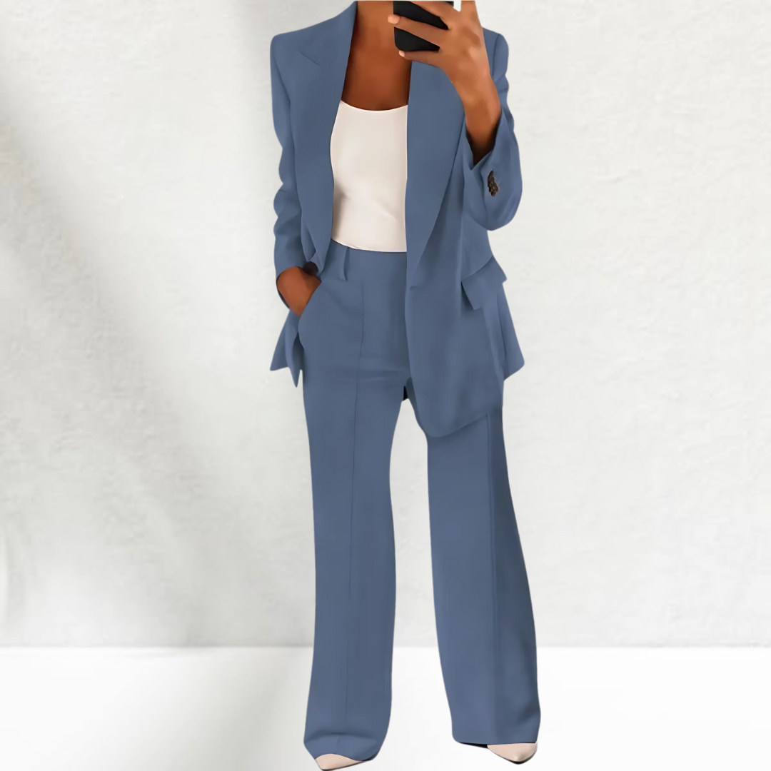 Mirta – Women's 2-Piece Suit