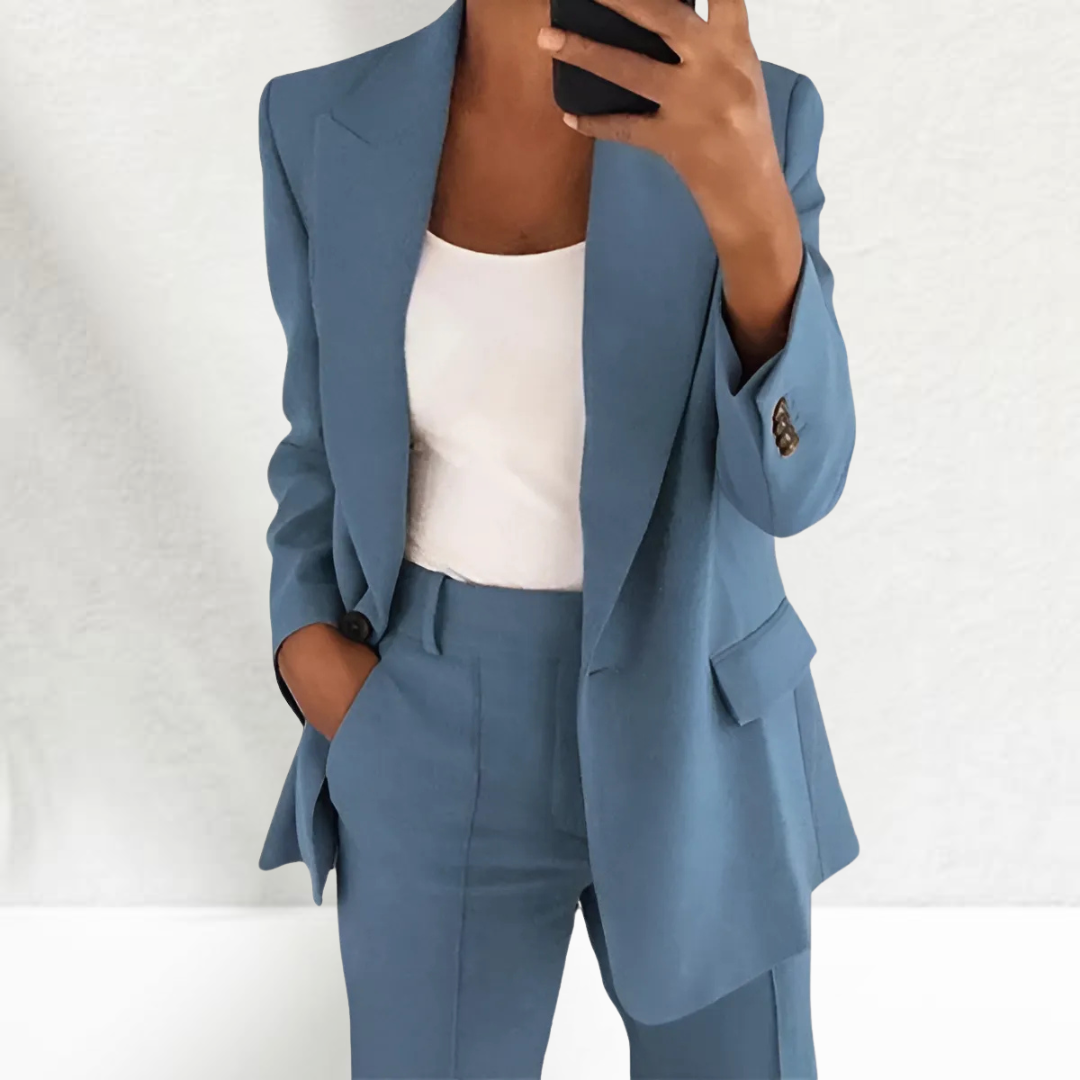 Mirta – Women's 2-Piece Suit