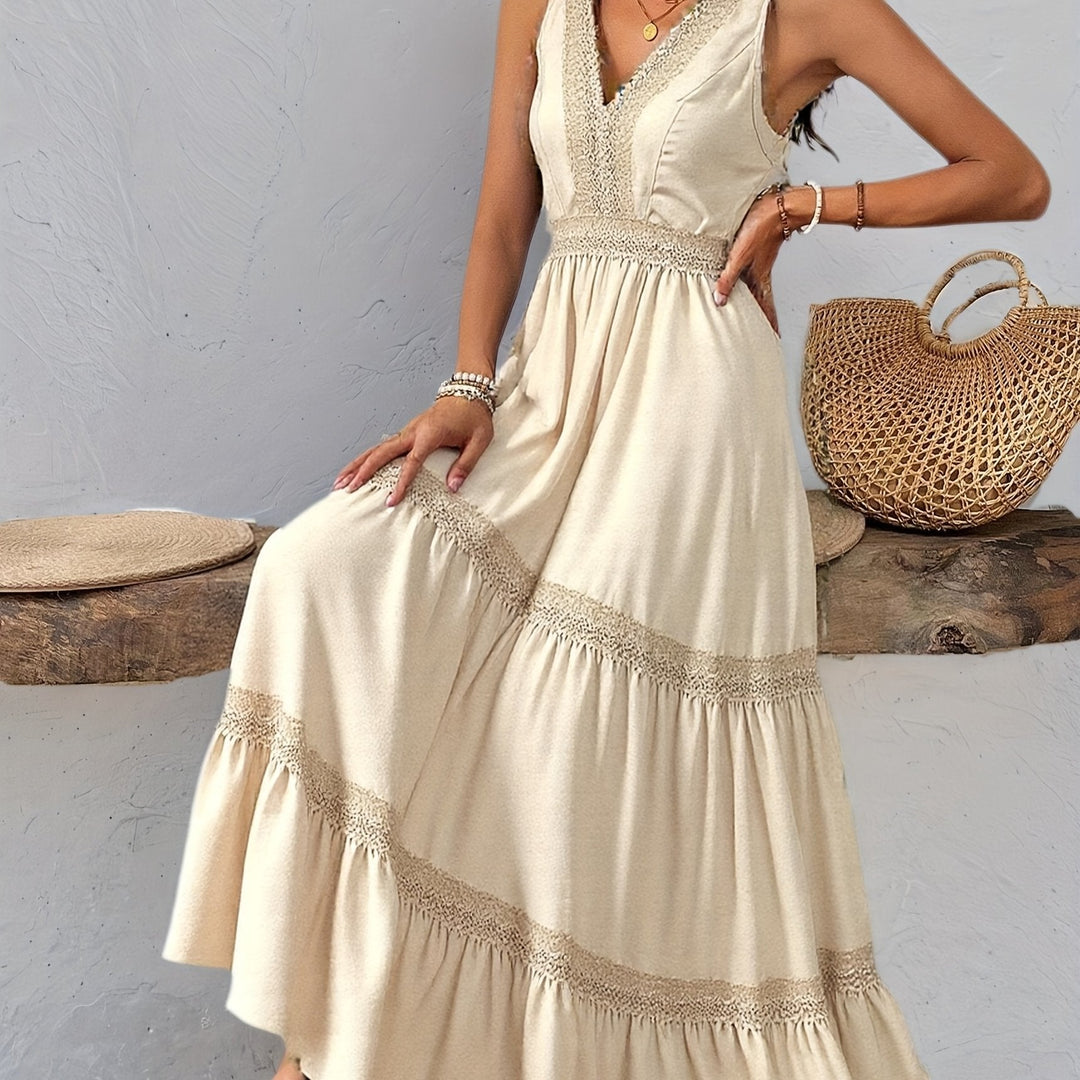 Béatrice - Long Lace Dress