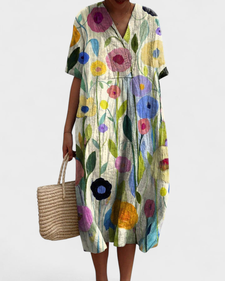 Zoey - Dress with Vibrant Floral Pattern