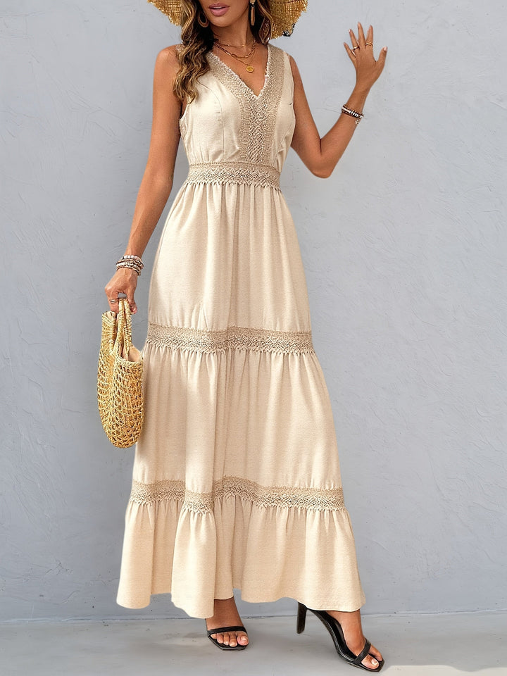 Béatrice - Long Lace Dress