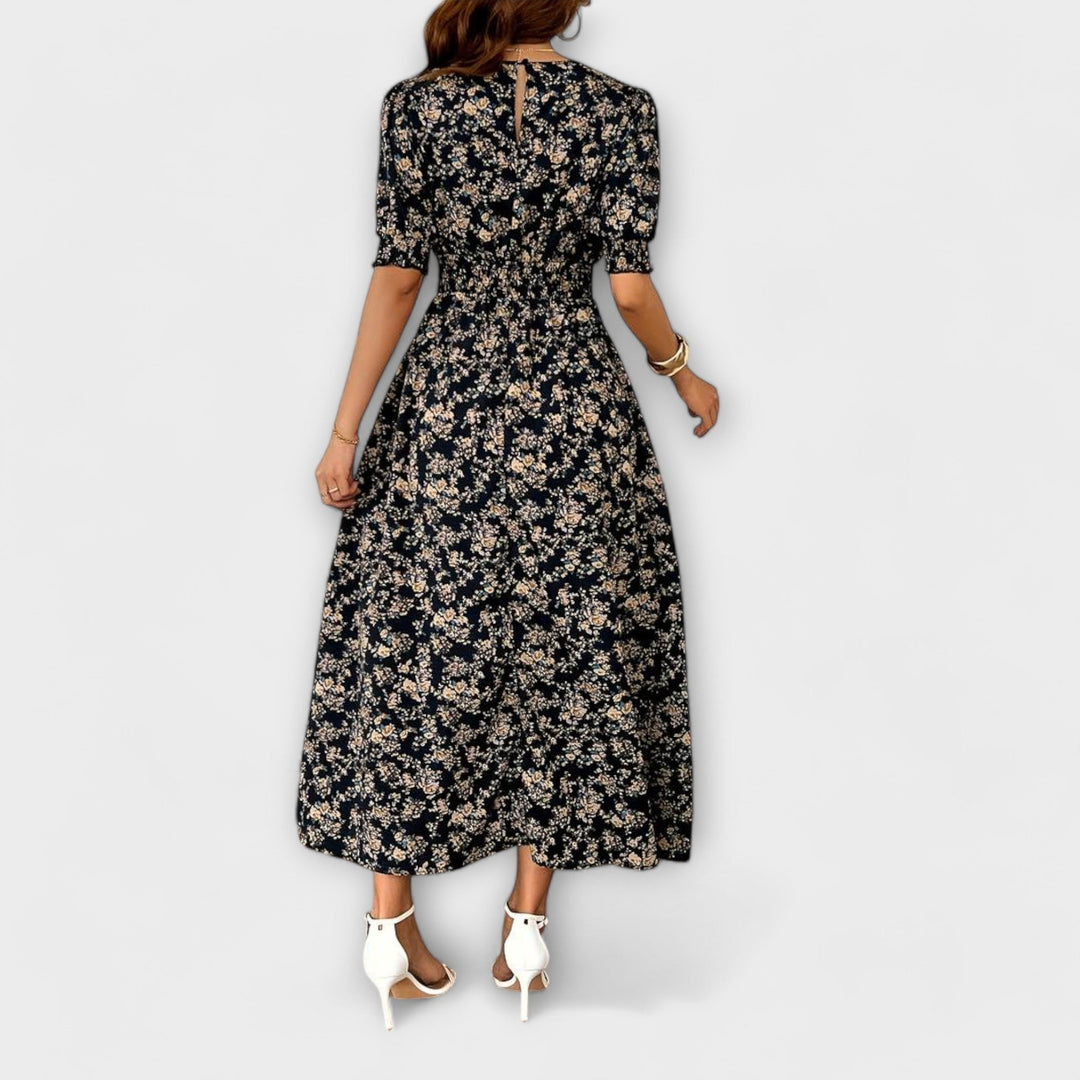 Amelia – Dress with Round Neckline and Floral Pattern