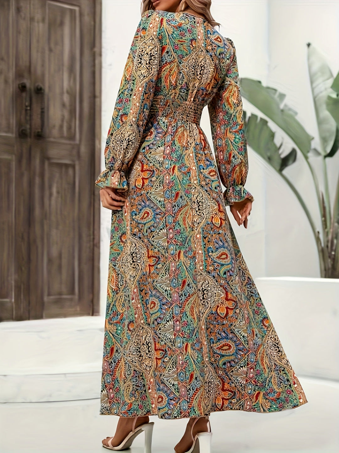 Mekha - Long Sleeve Floral Dress