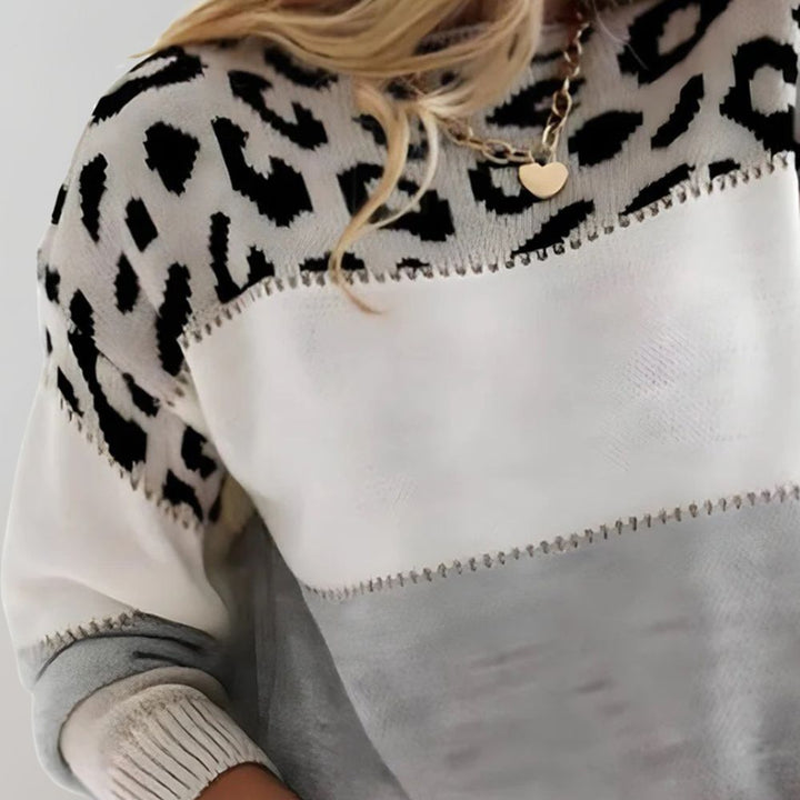 Laura | Casual Sweater with Leopard Design