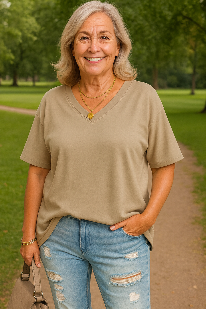 Lainey | Everyday Confidence Tee