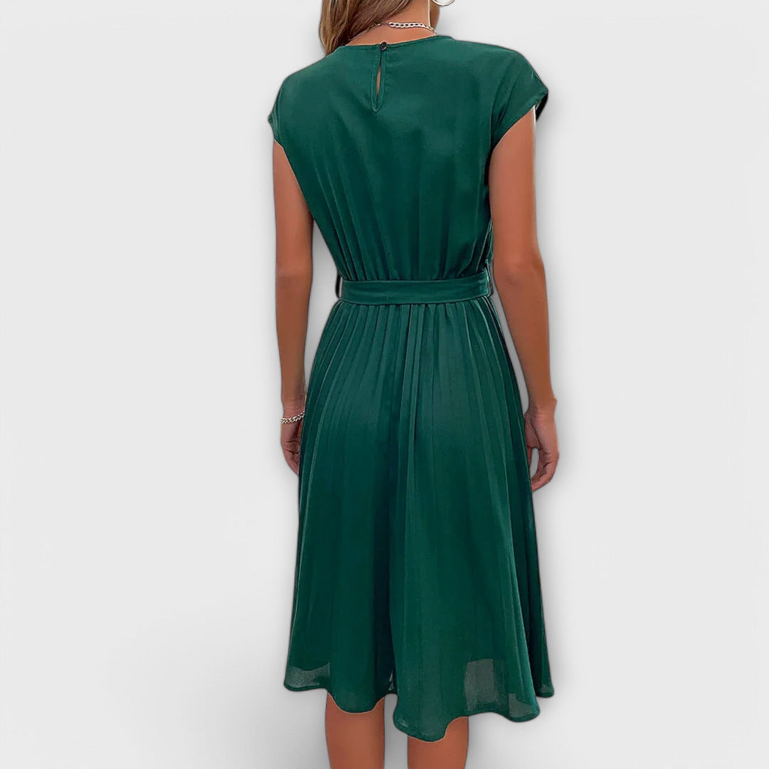 Claire - Short Sleeves, Pleated, Casual Minidress