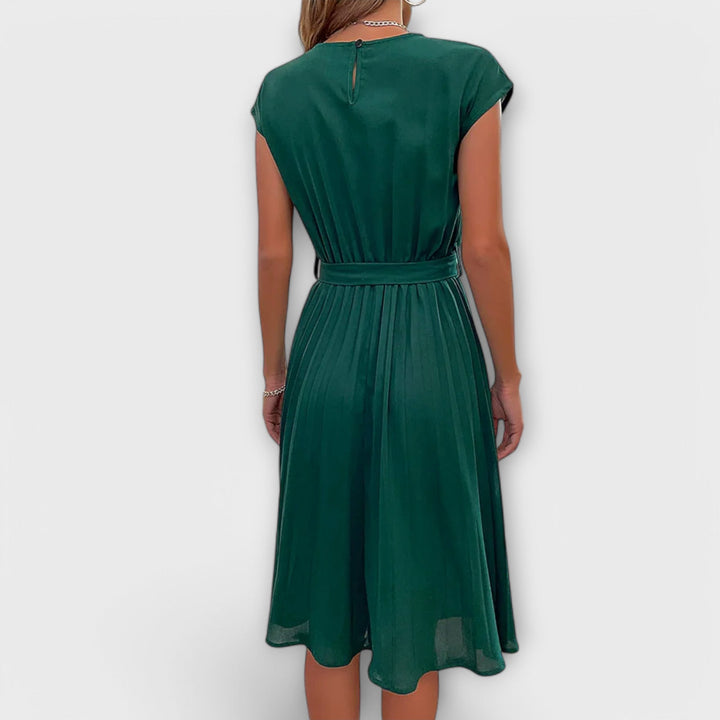 Claire - Short Sleeves, Pleated, Casual Minidress