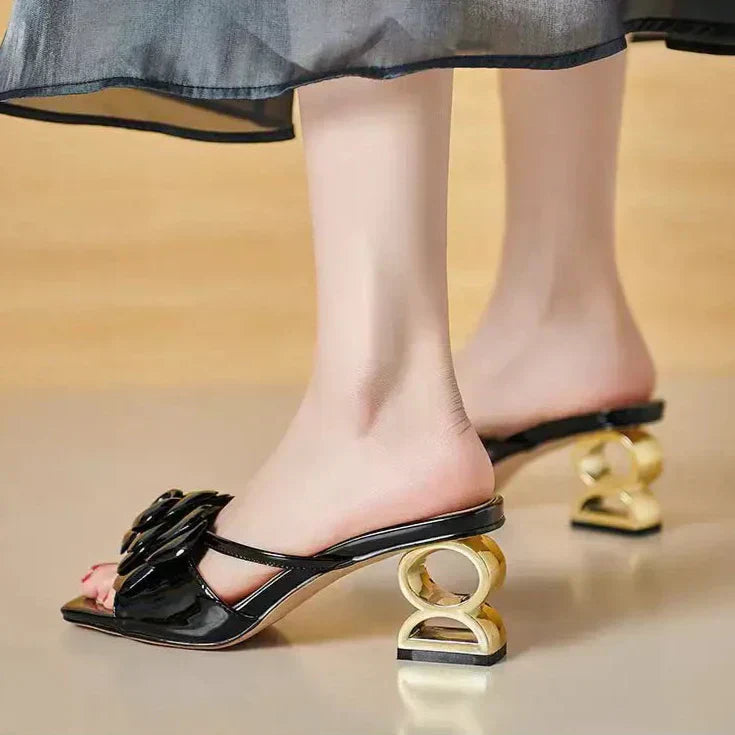Chloe&Rose™| Dera Floral Sandals