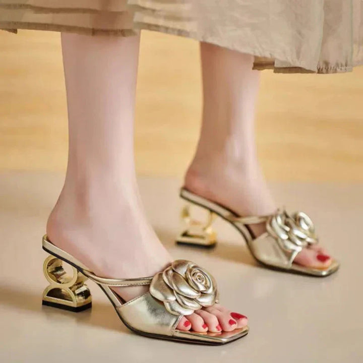Chloe&Rose™| Dera Floral Sandals