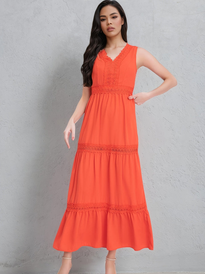 Béatrice - Long Lace Dress