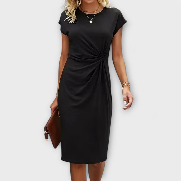 Clara - Elegant Figure-Fitted Dress for Women